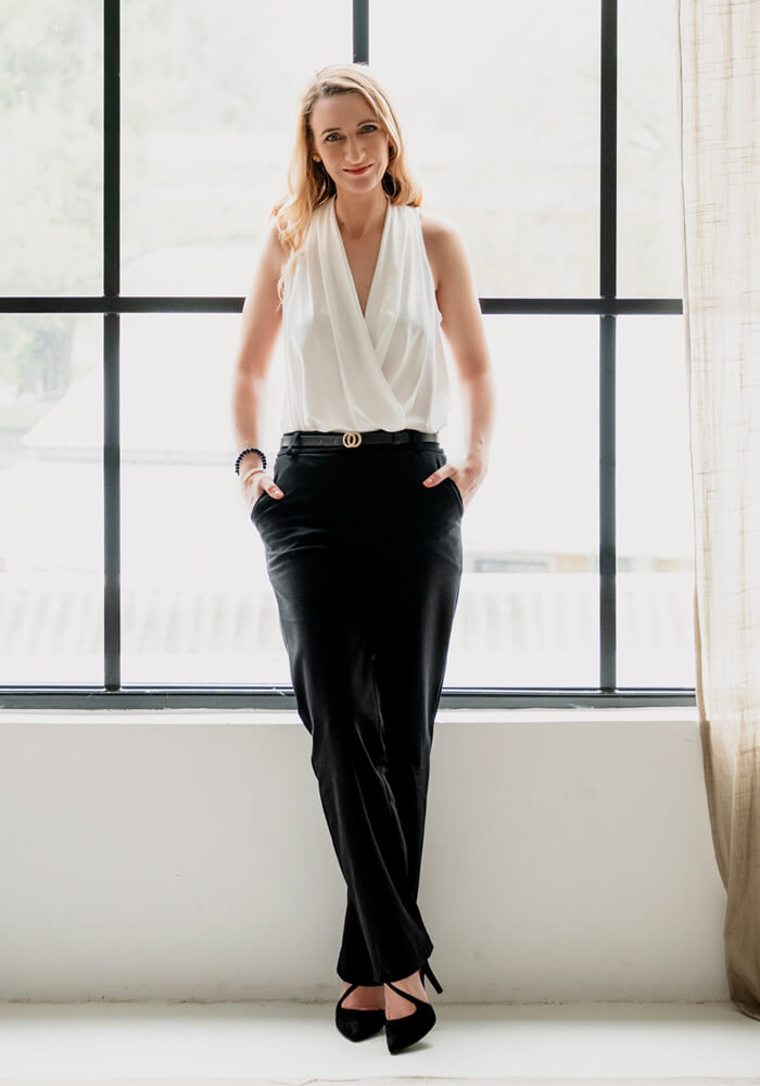 Ráti Andrea, az ARTIGMA vezető tervezőgrafikusa és UI/UX designere