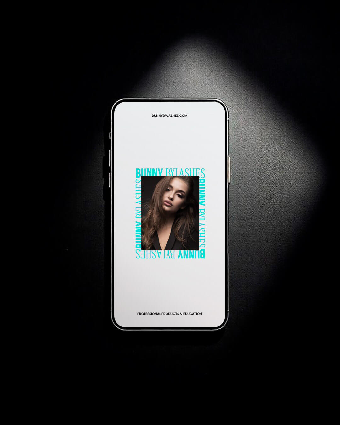 Bunny by Lashes szempilla stylist márka digitális megjelenése mobiltelefon képernyőn, közösségi média design