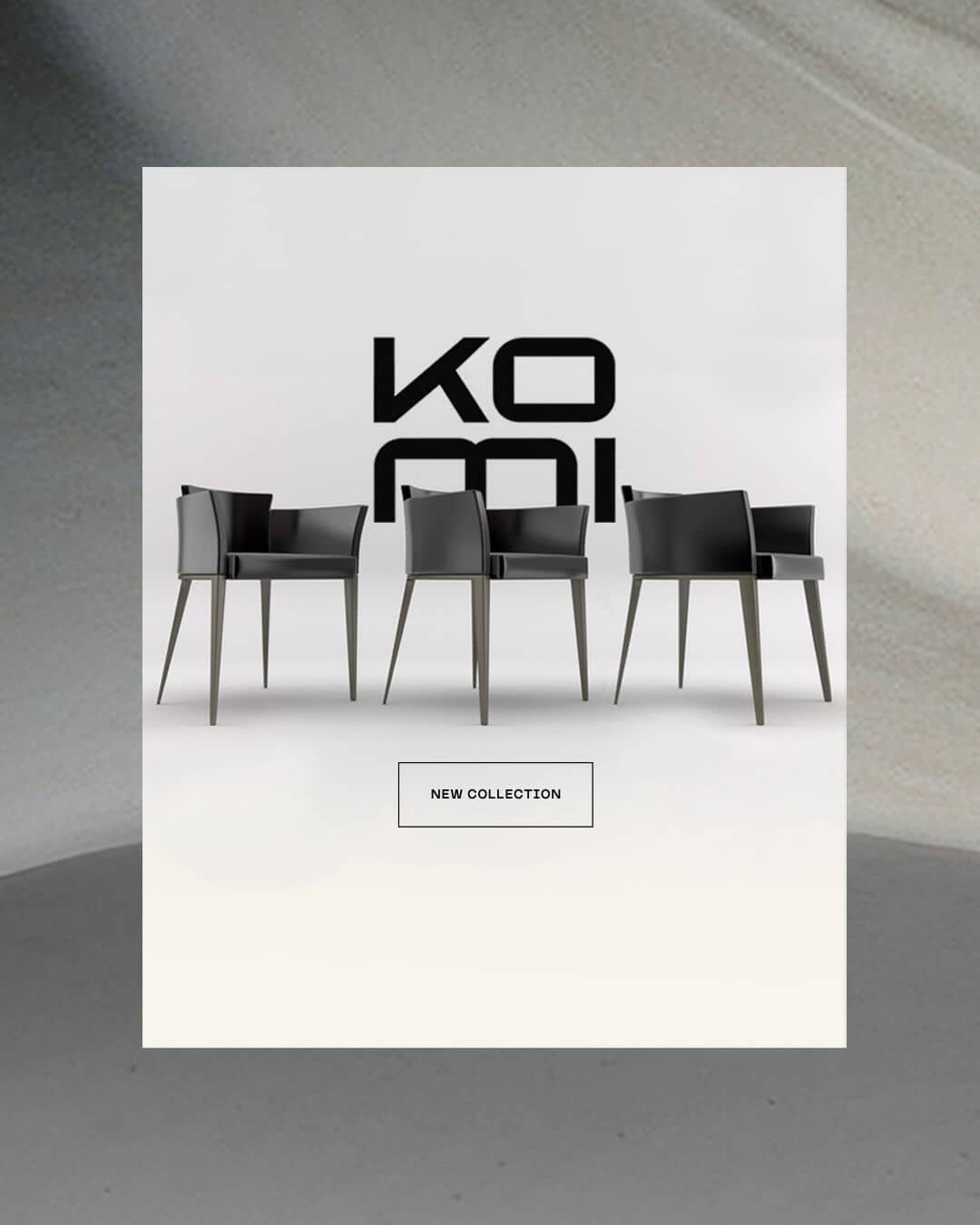 Minimalista poszter KOMI logóval és modern bútorokkal letisztult arculati stílusban