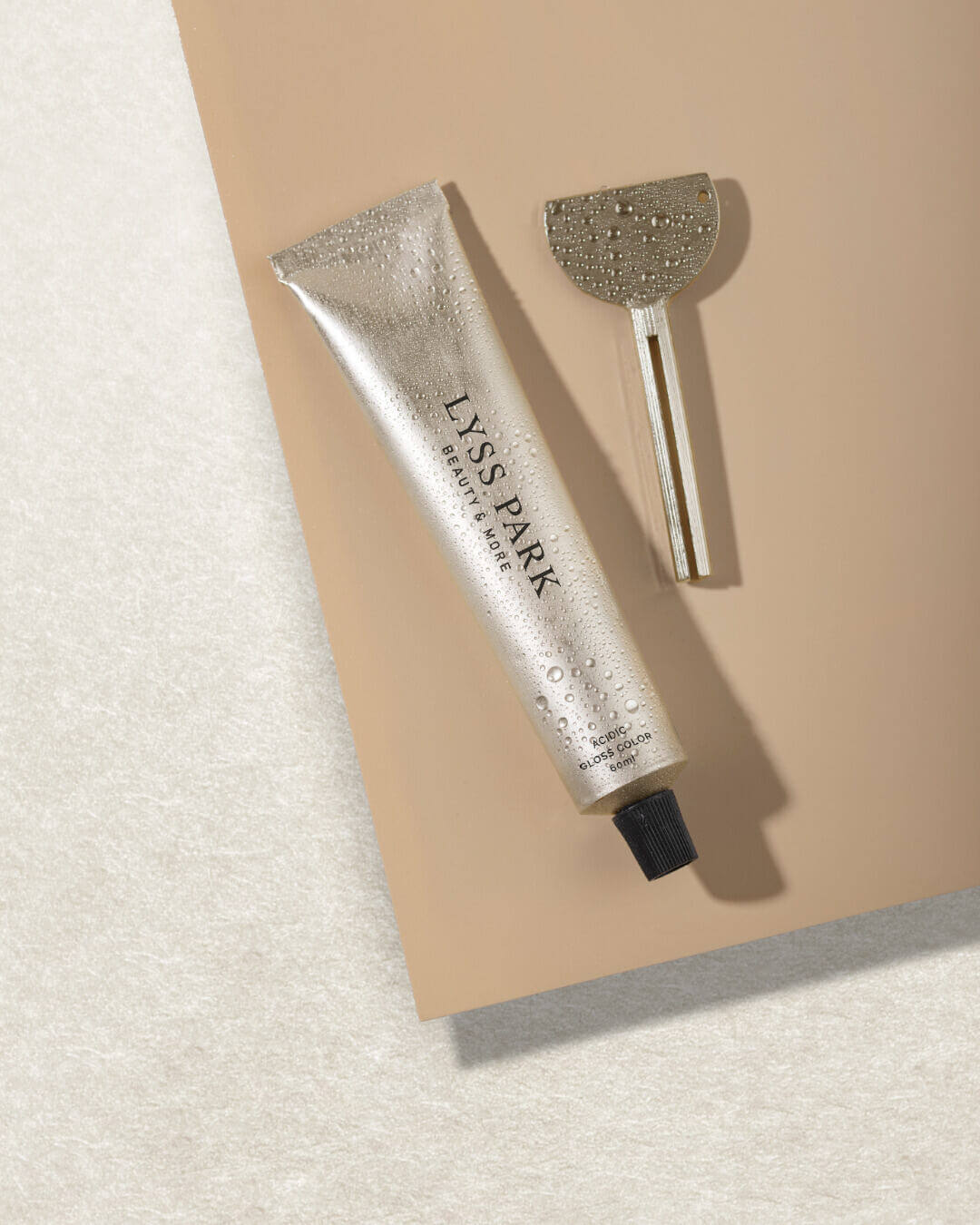 Lyss Park szépségipari termékcsomagolás arany tubussal kozmetikus és körmös szalon számára