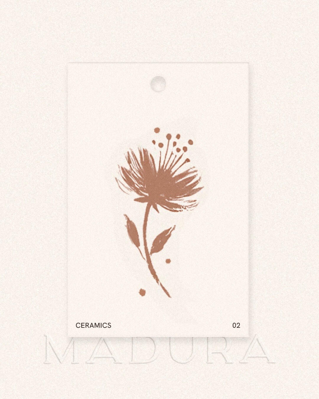 Madura virágillusztráció márkaépítési koncepcióhoz, természetes és organikus arculati stílusban