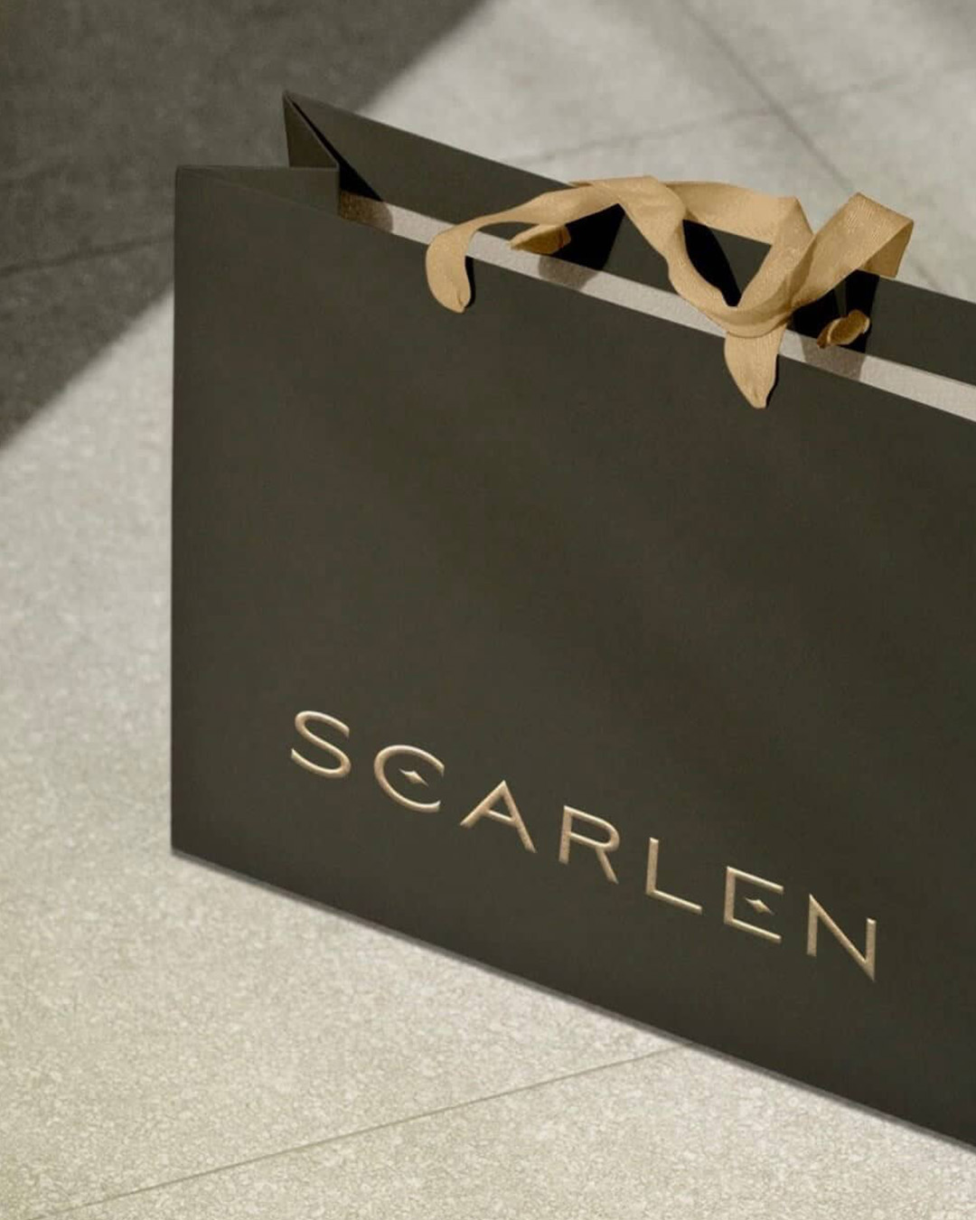 SCARLEN divatmárka prémium papírtáska arculati logóval